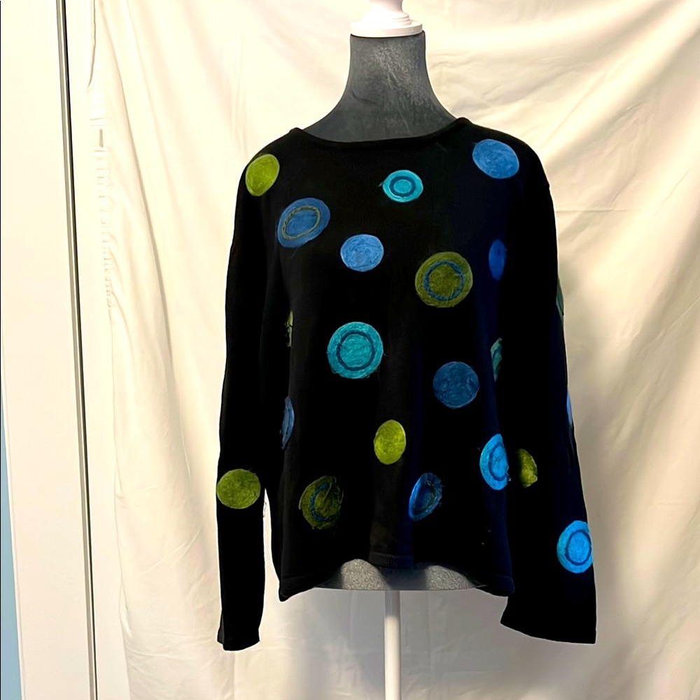 Northstyle Black Sweater with Colorful Circle Pattern